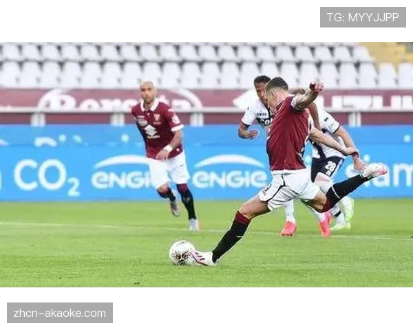 哈萨克斯坦防线高空争顶弱，比利时定位球针对